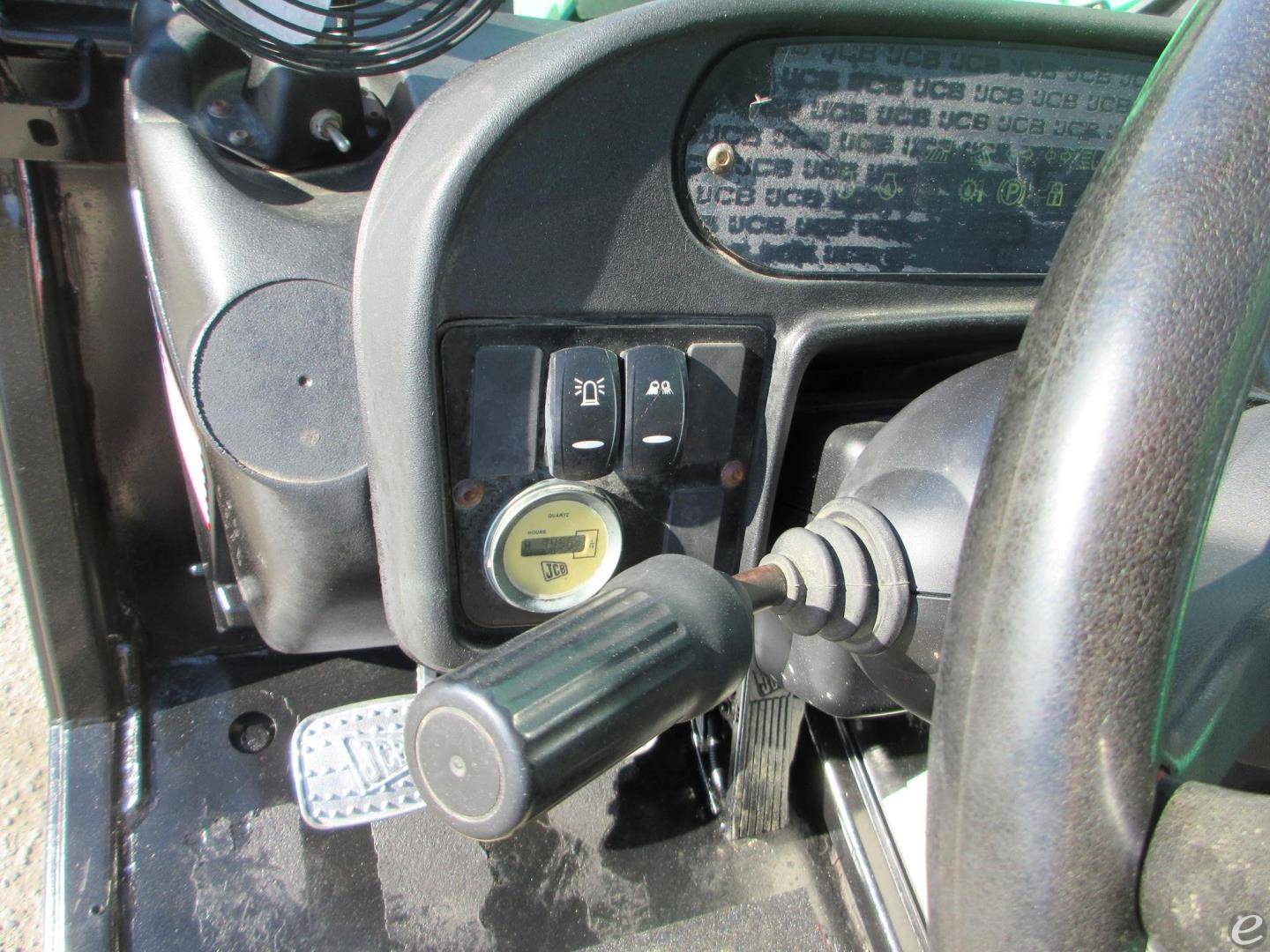 2017 JCB 510-56