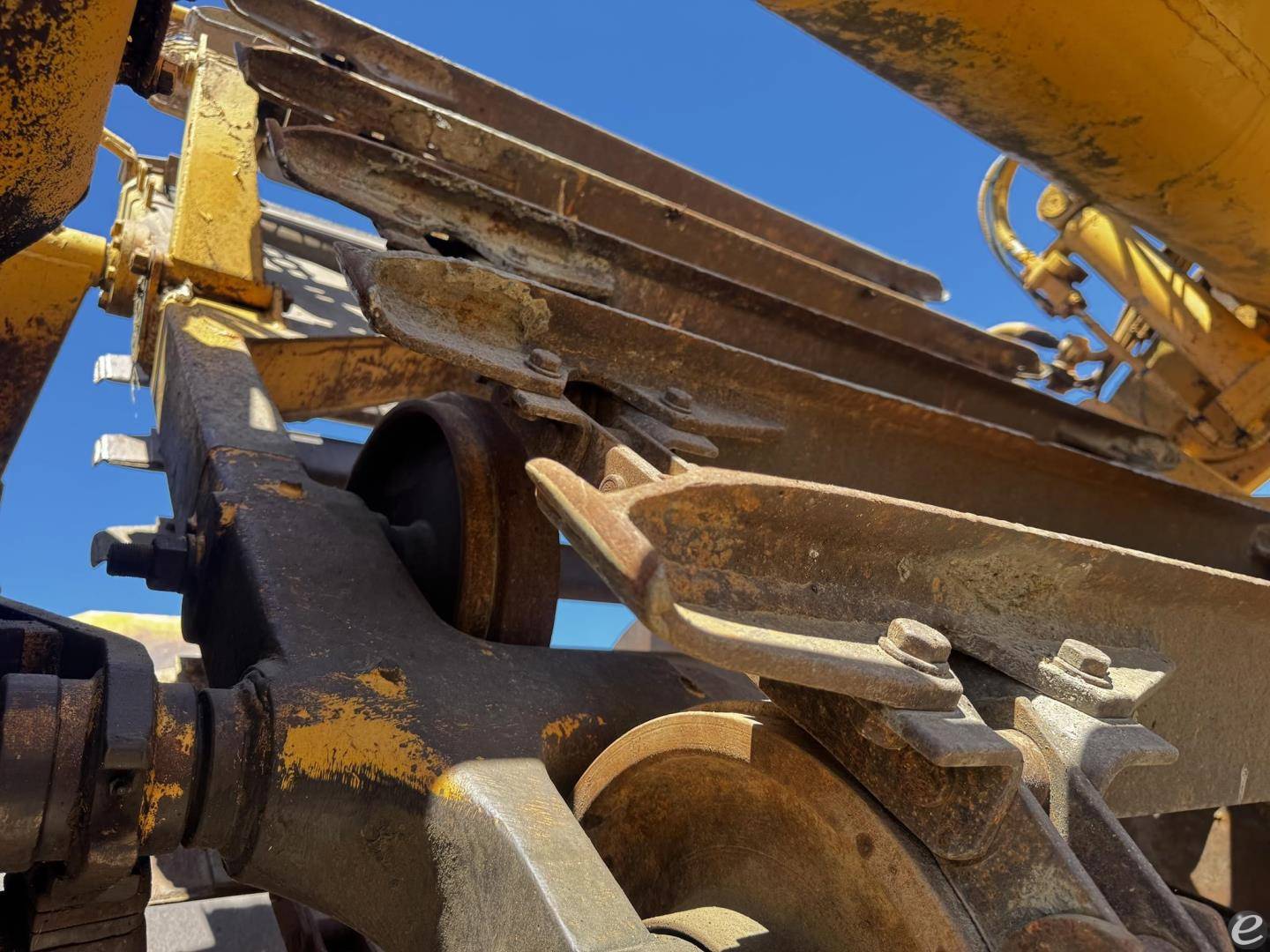 1984 Cat 615