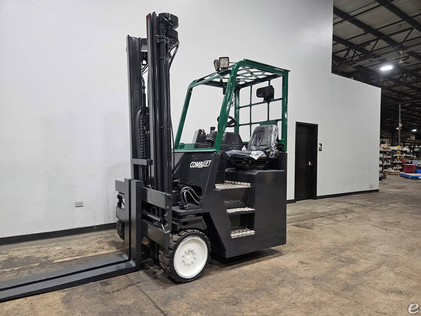 2014 Combilift C8000CB