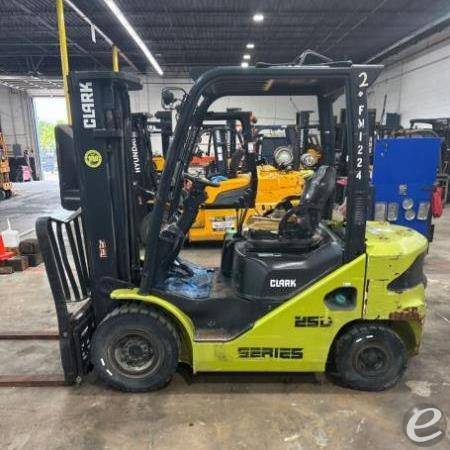 2019 Clark S25D