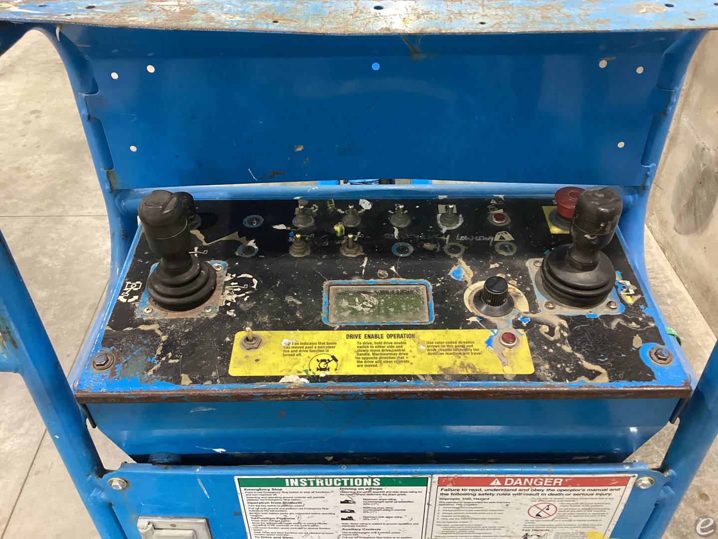 2010 Genie Z40/23N