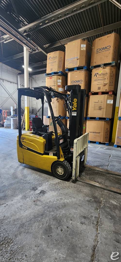 2018 Yale ERP030VTN  Electric Forklift - 123Forklift