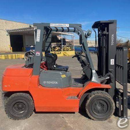 2000 Toyota 7FGU35 LP Gas Forklift - 123Forklift