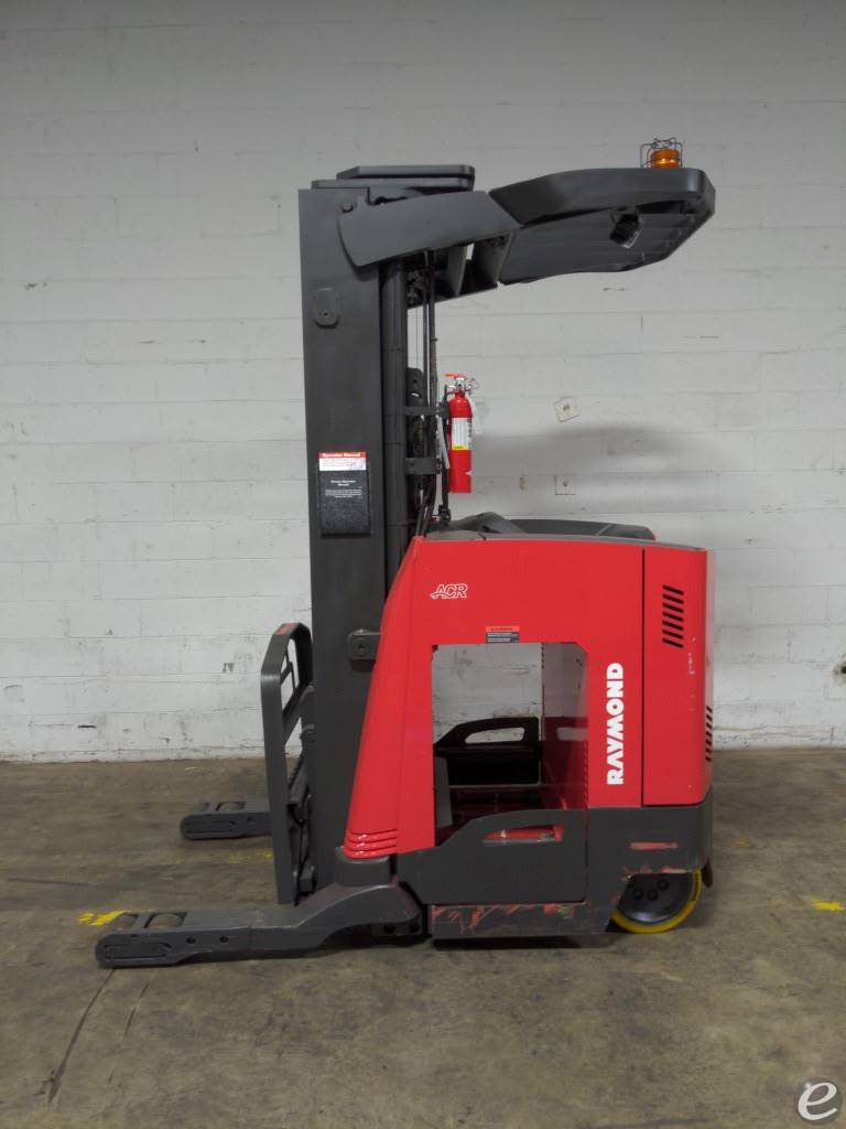 2009 Raymond 740 R35TT Electric Reach Truck - 123Forklift