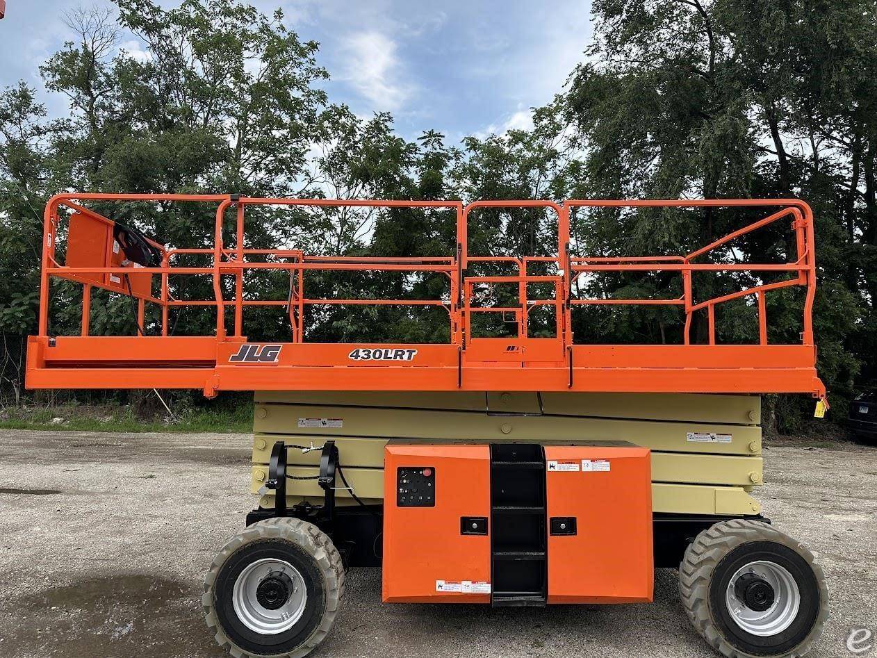 2018 JLG 430LRT