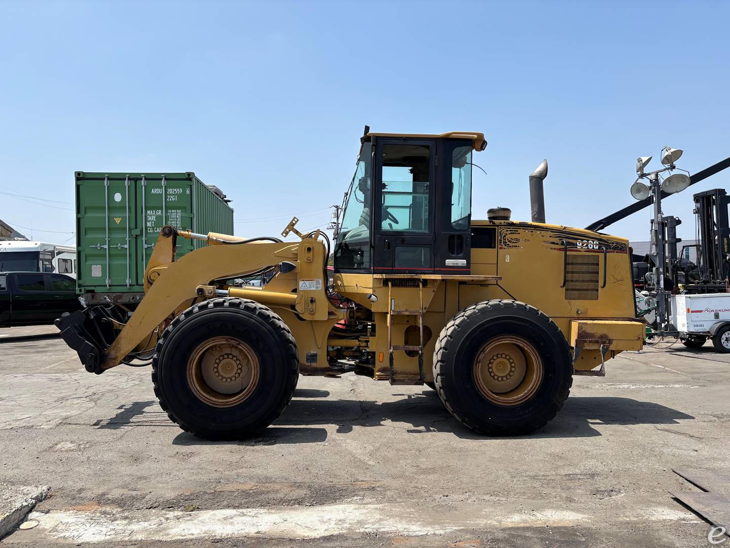 2002 Cat 928G