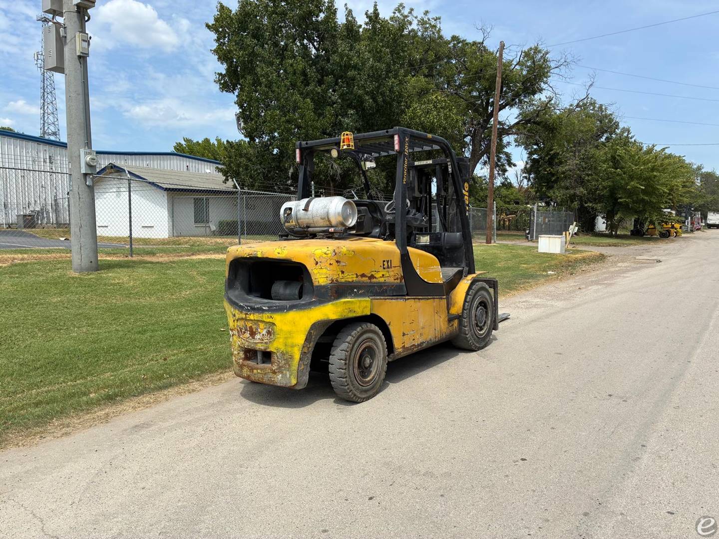 2014 Yale GLP120VXNGHV088