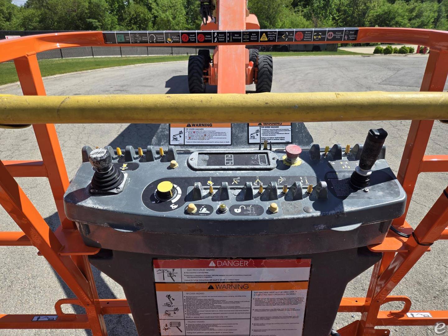 2008 JLG 1350SJP