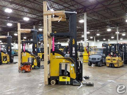 2015 Yale NR045 Electric Reach Truc...