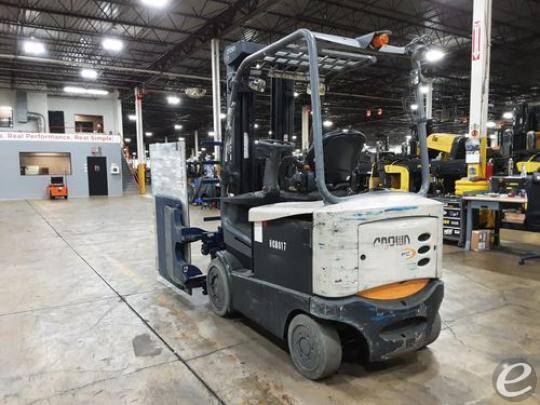 2018 Crown FC5225-50 Electric Forklift - 123Forklift