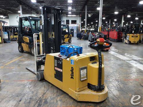 2015 Yale MCW040