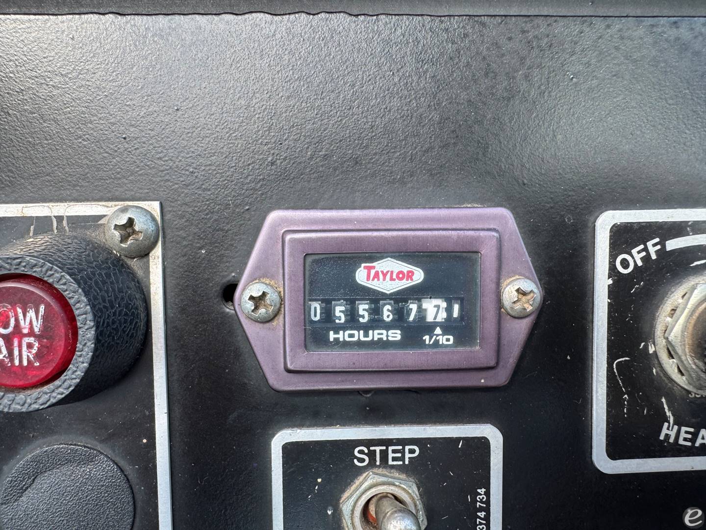 2003 Taylor T520M