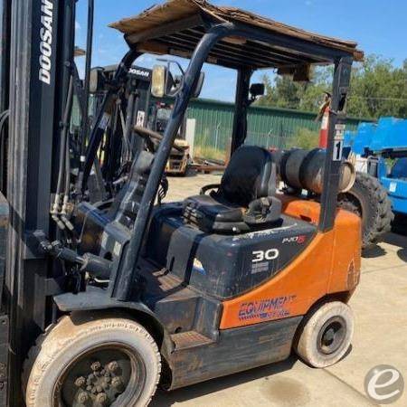 2015 Doosan G30E-5