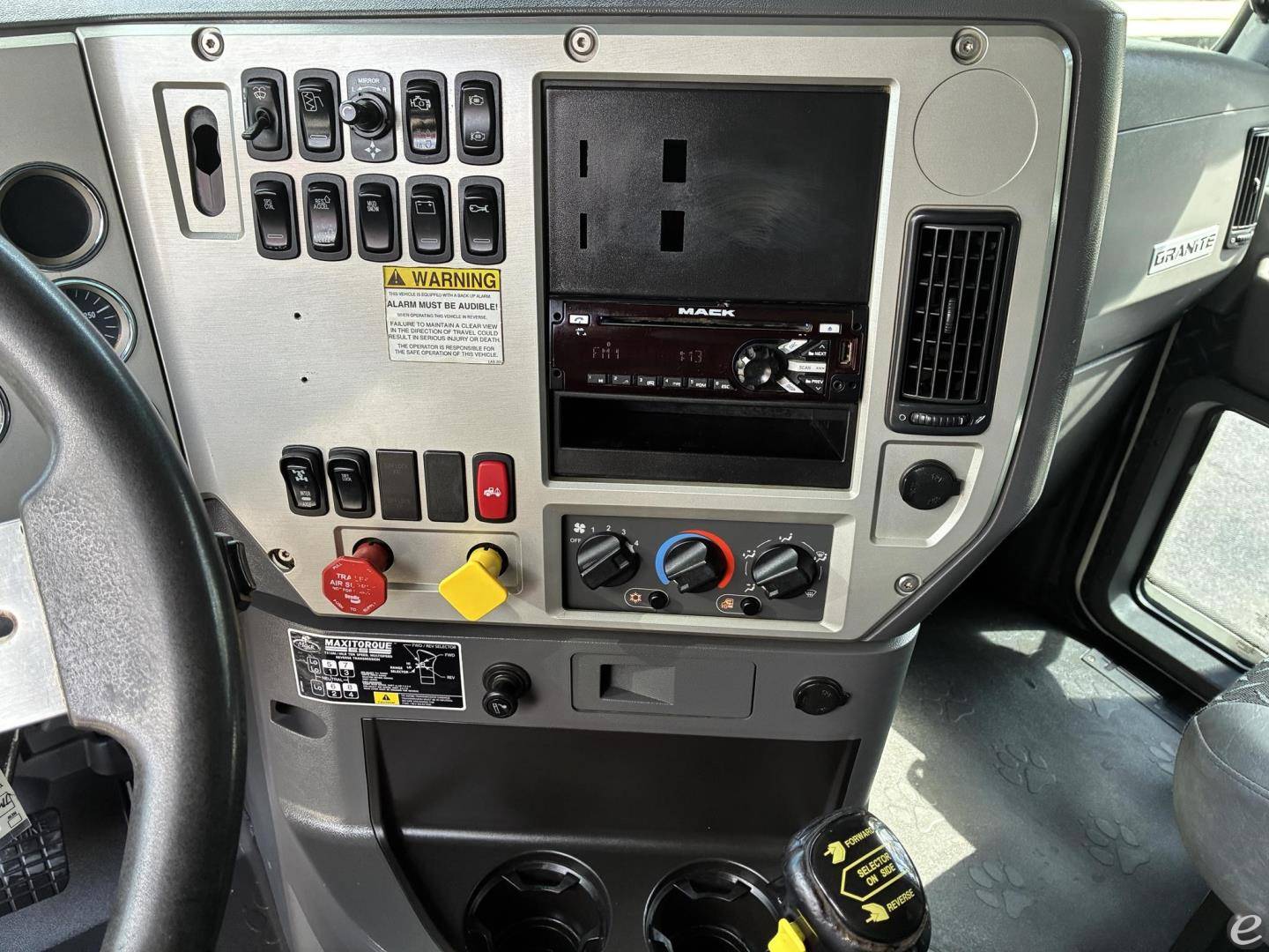 2018 Mack GRANITE GU713