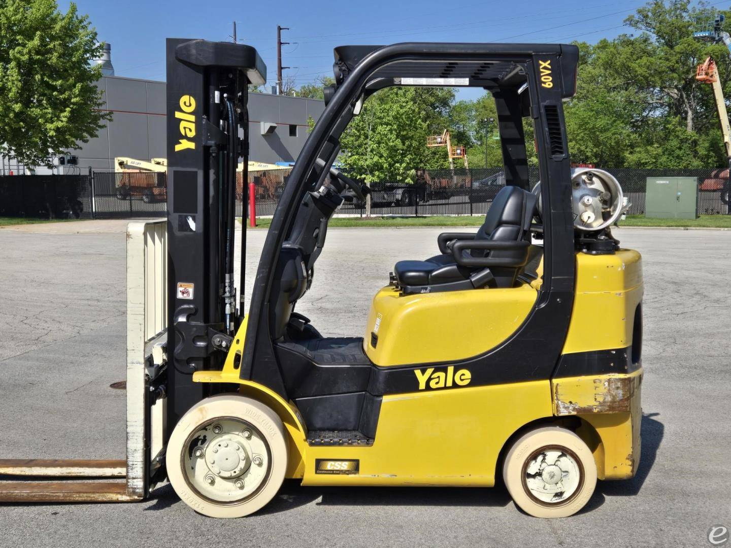 2017 Yale GLC060VX Cushion Tire Forklift