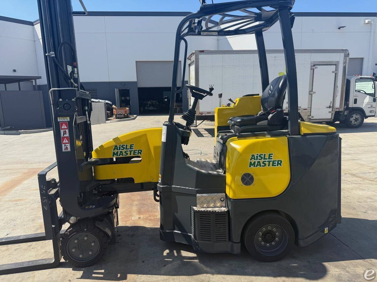 2023 Aisle-Master 33NE