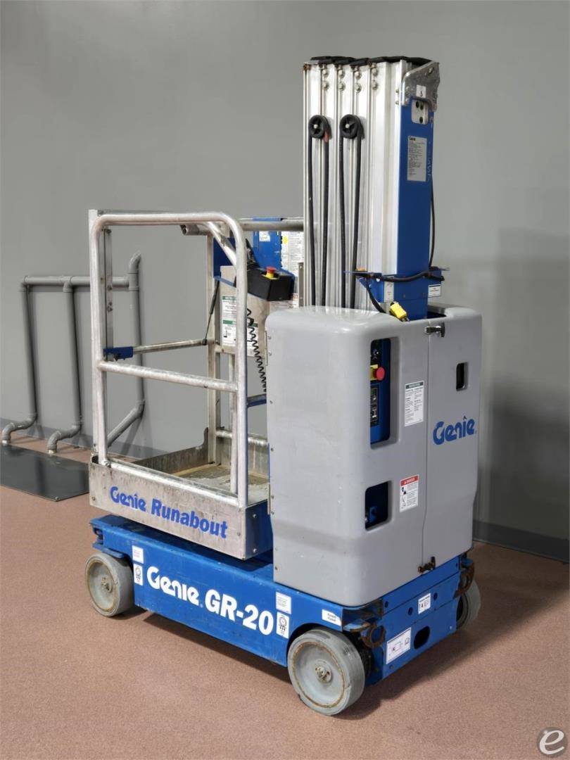 2017 Genie GR20 Electric Scissor Lift - 123Forklift