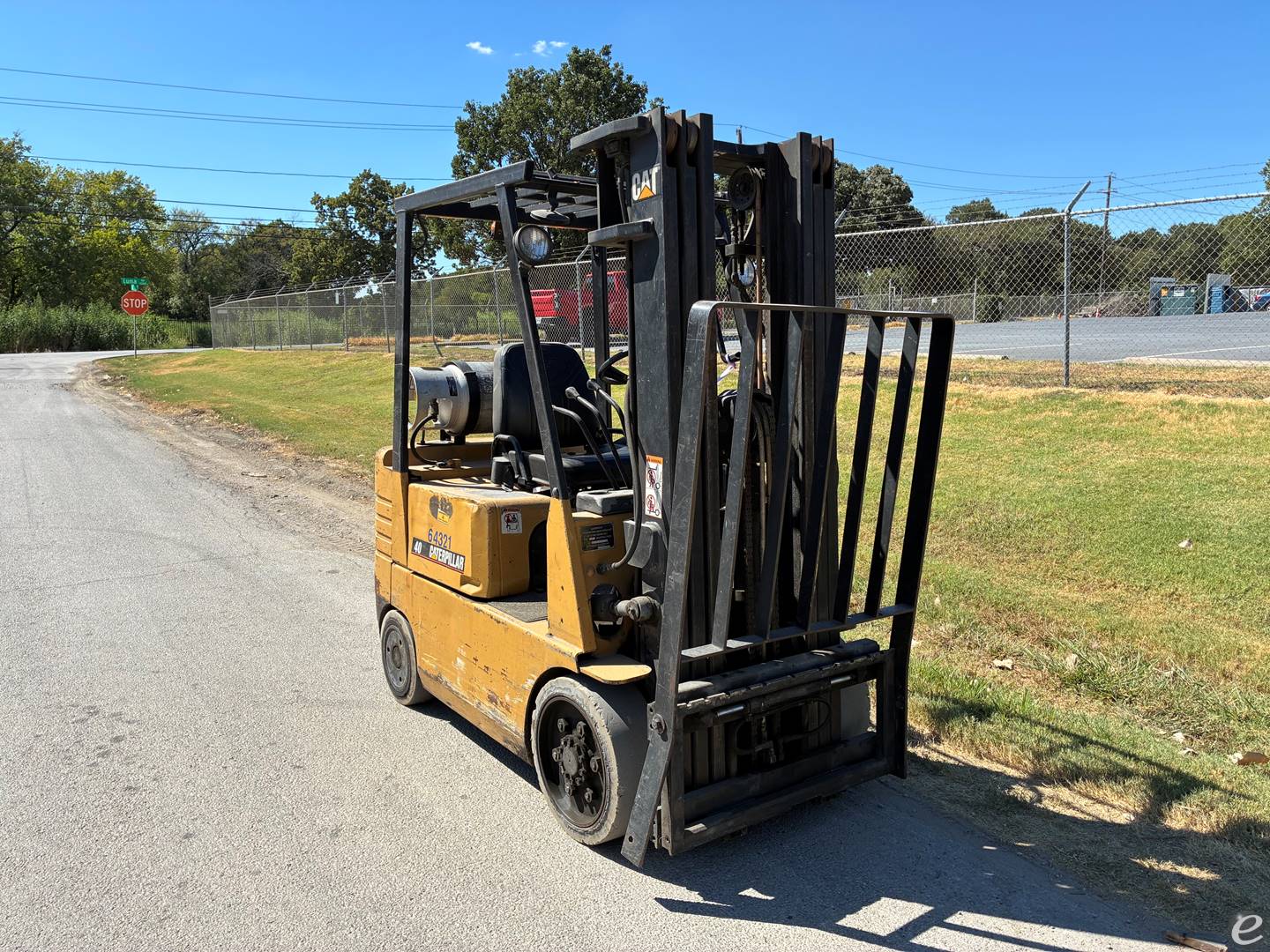 1999 Cat GC20