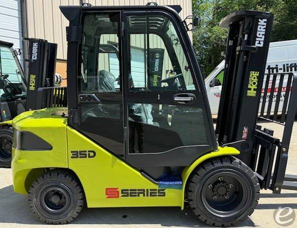 2026 Clark S35D