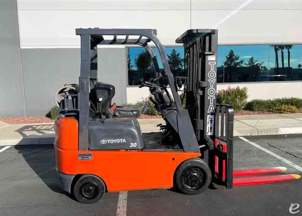 2001 Toyota 7FGCU15 LP Gas Forklift...