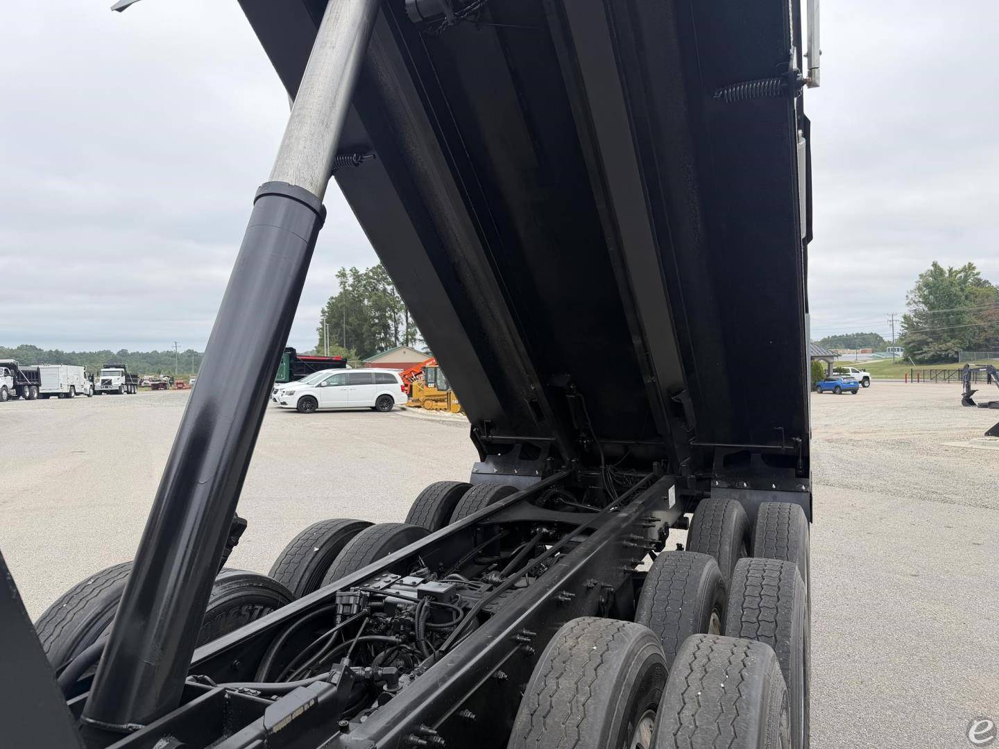 2020 Mack GRANITE 64FR
