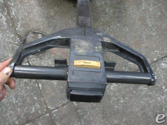 1998 Yale MRW030LCN12TS083