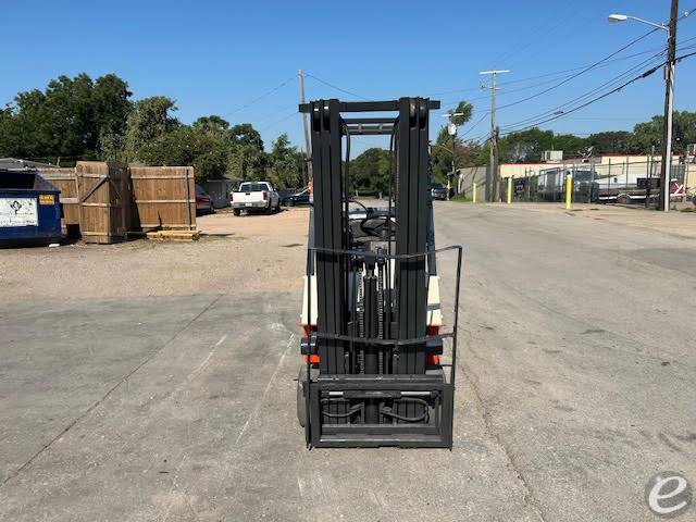 2005 Nissan CPJ01A15PV