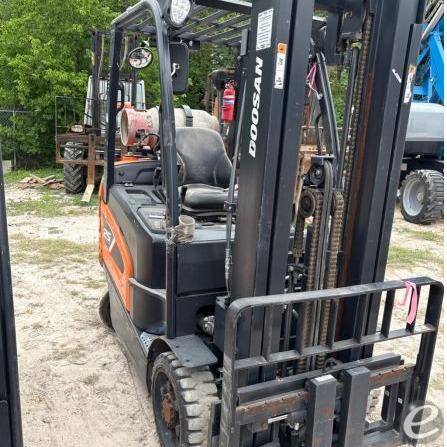 2022 Doosan GC25S-9