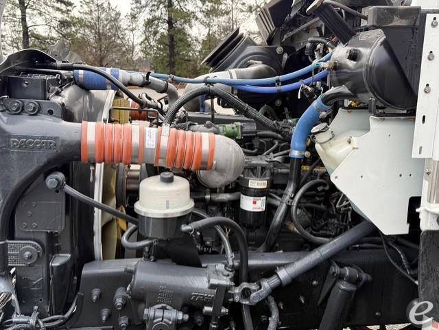 2015 Kenworth T270