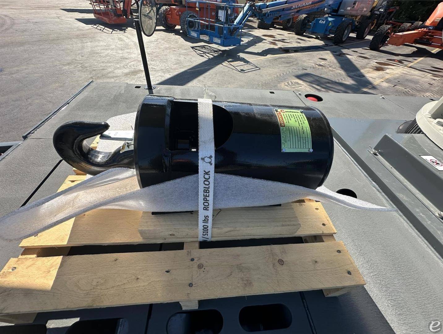 2024 Shuttlelift SCD15