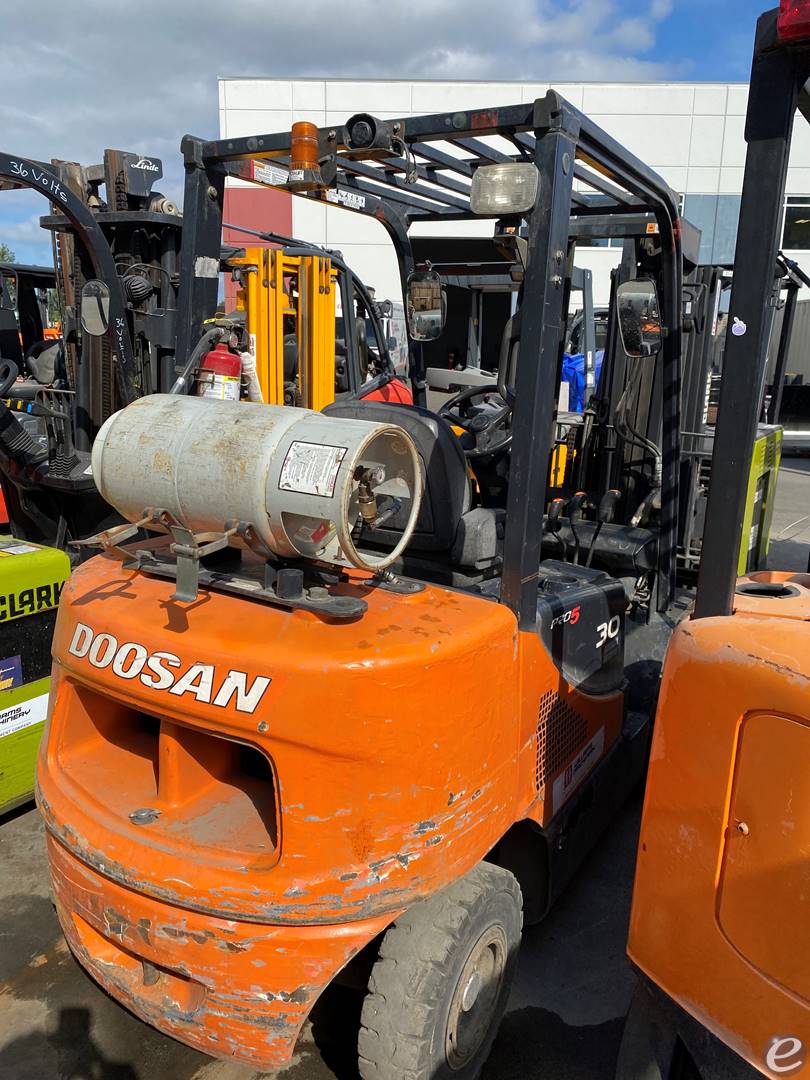2015 Doosan G30P-5