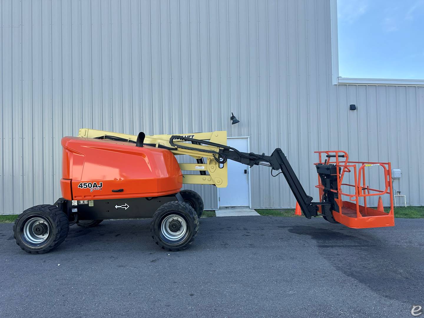 2016 JLG 450AJ