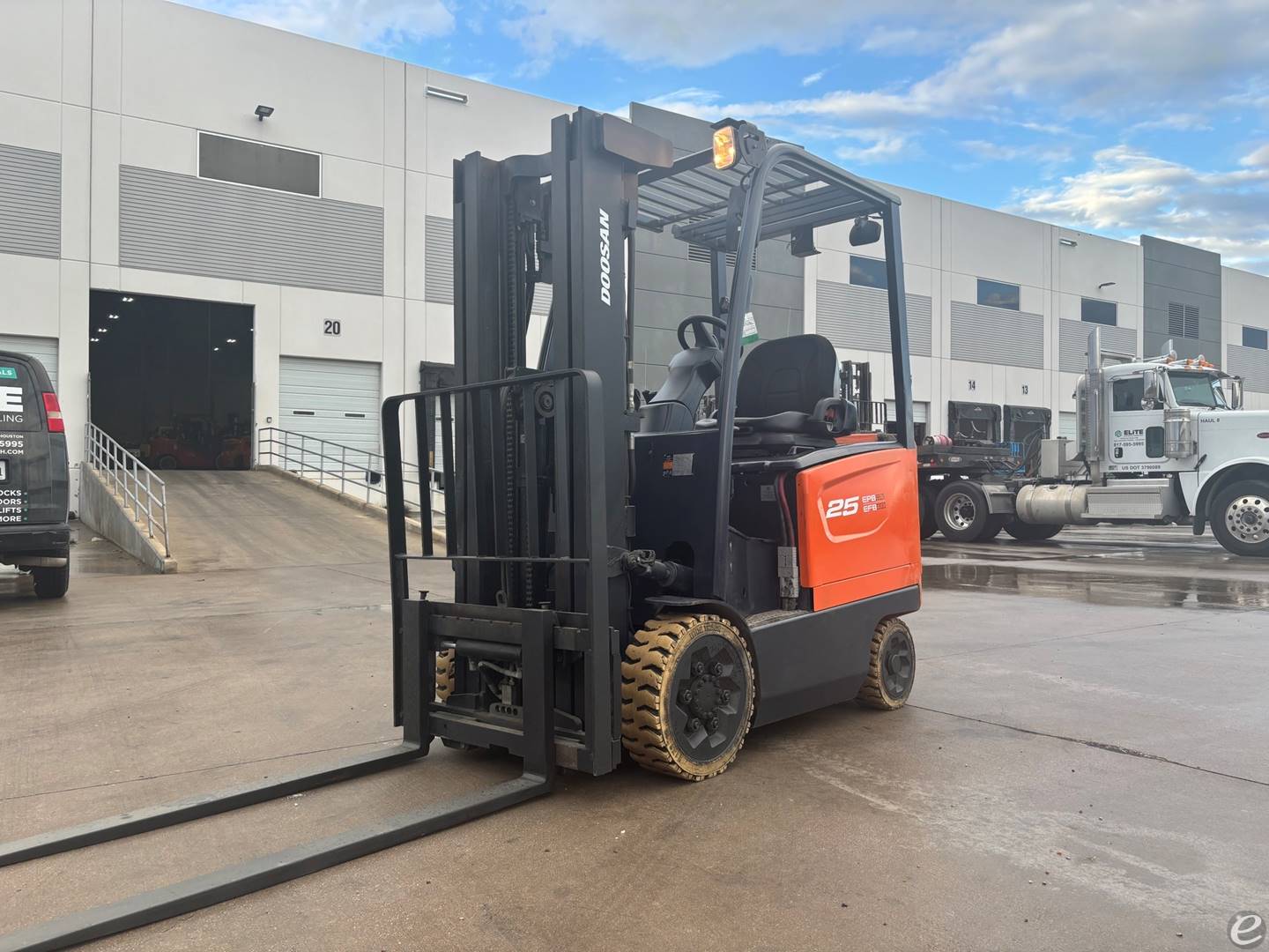 2018 Doosan BC25S-7