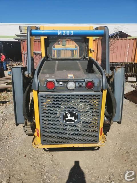 2015 John Deere JD318D