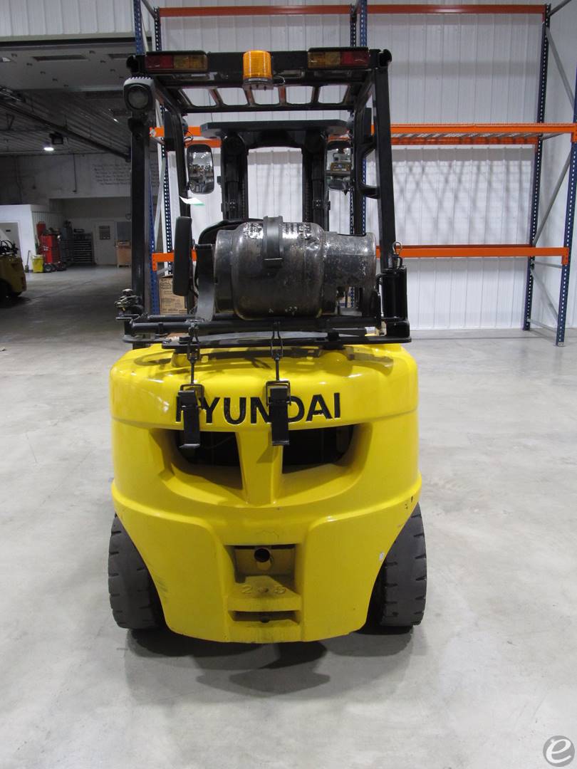 2017 Hyundai 25L-7A