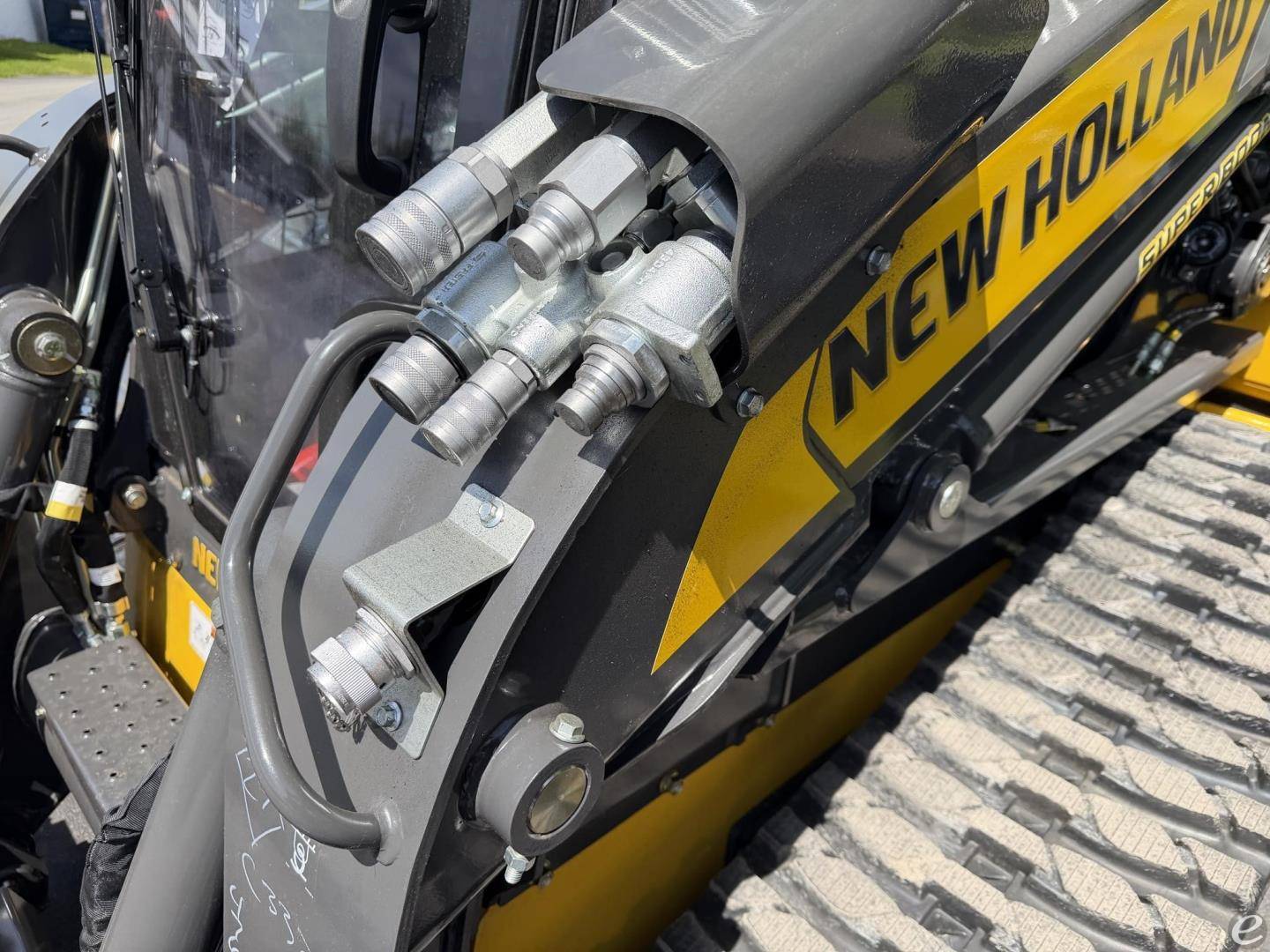 2026 New Holland C337