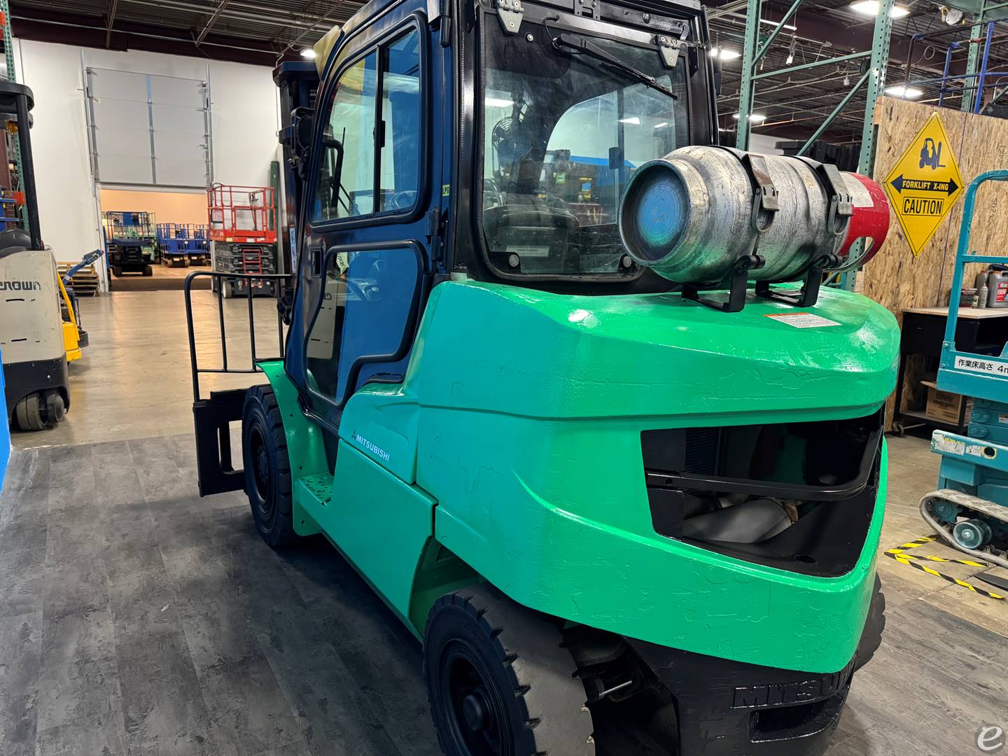 2015 Mitsubishi FG45N