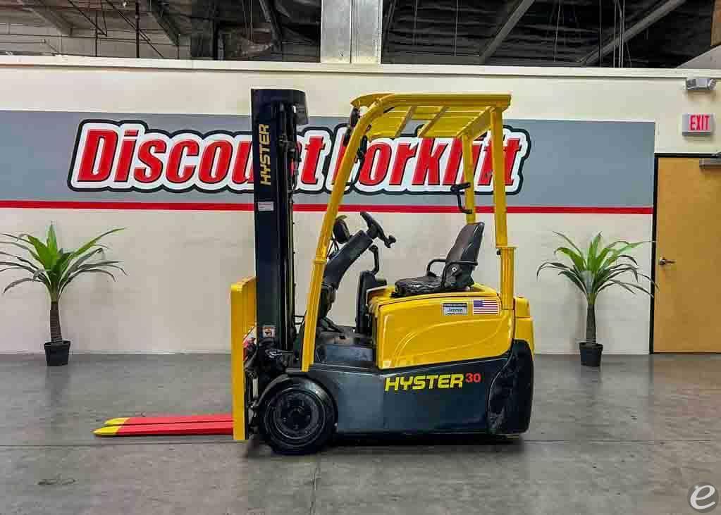 2017 Hyster J30XNT Electric Forklift - 123Forklift