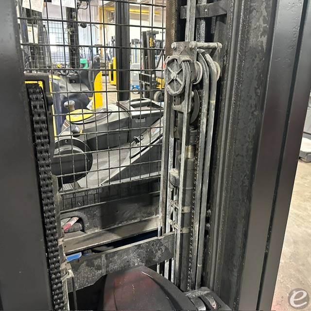 2022 Yale NR045EC