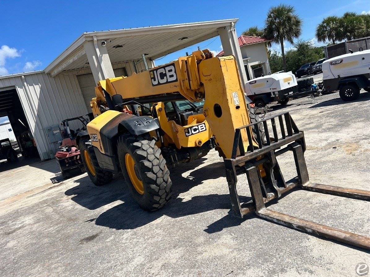 2019 JCB 507-42