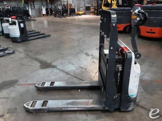 2018 Unicarriers WLXT2W7S22V Electric Forklift - 123Forklift