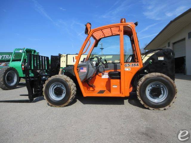 2017 JLG G5-18A