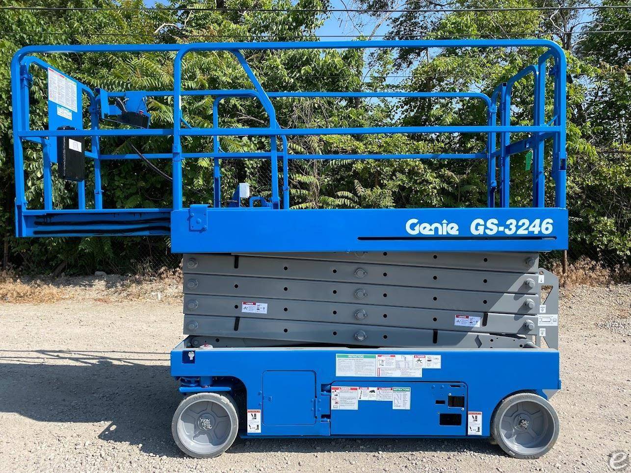 2012 Genie GS3246 Electric Scissor Lift - 123Forklift