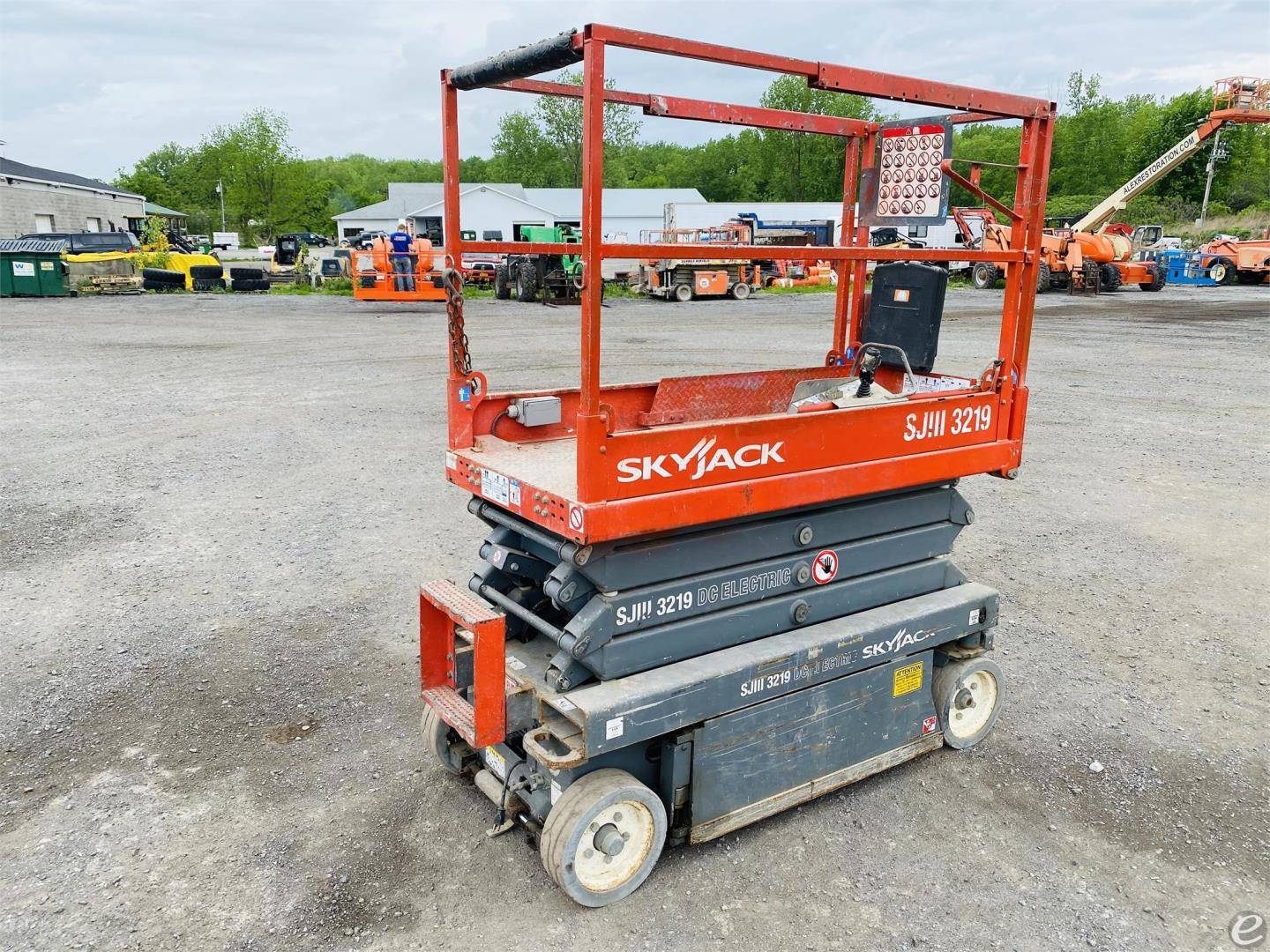 2013 Skyjack SJIII3219