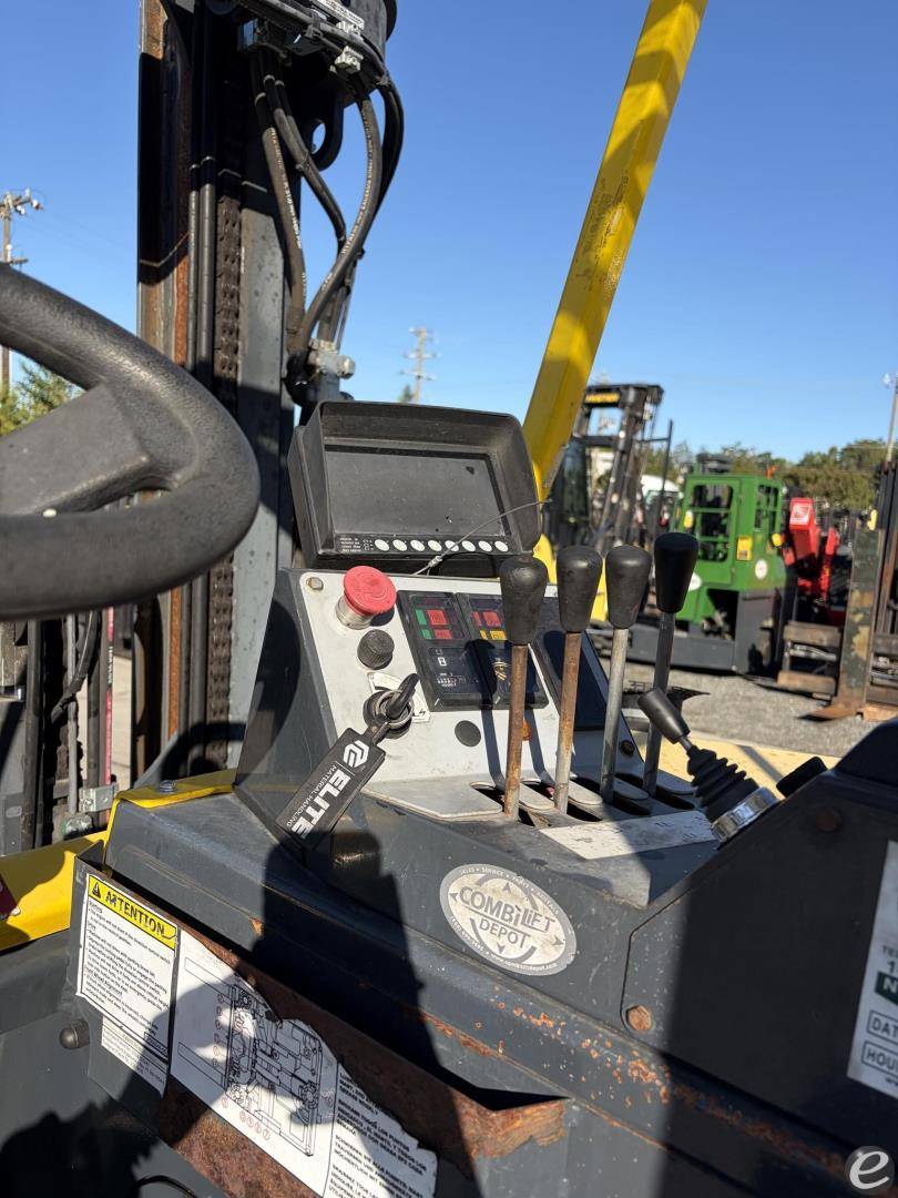 2017 Combilift CB8000