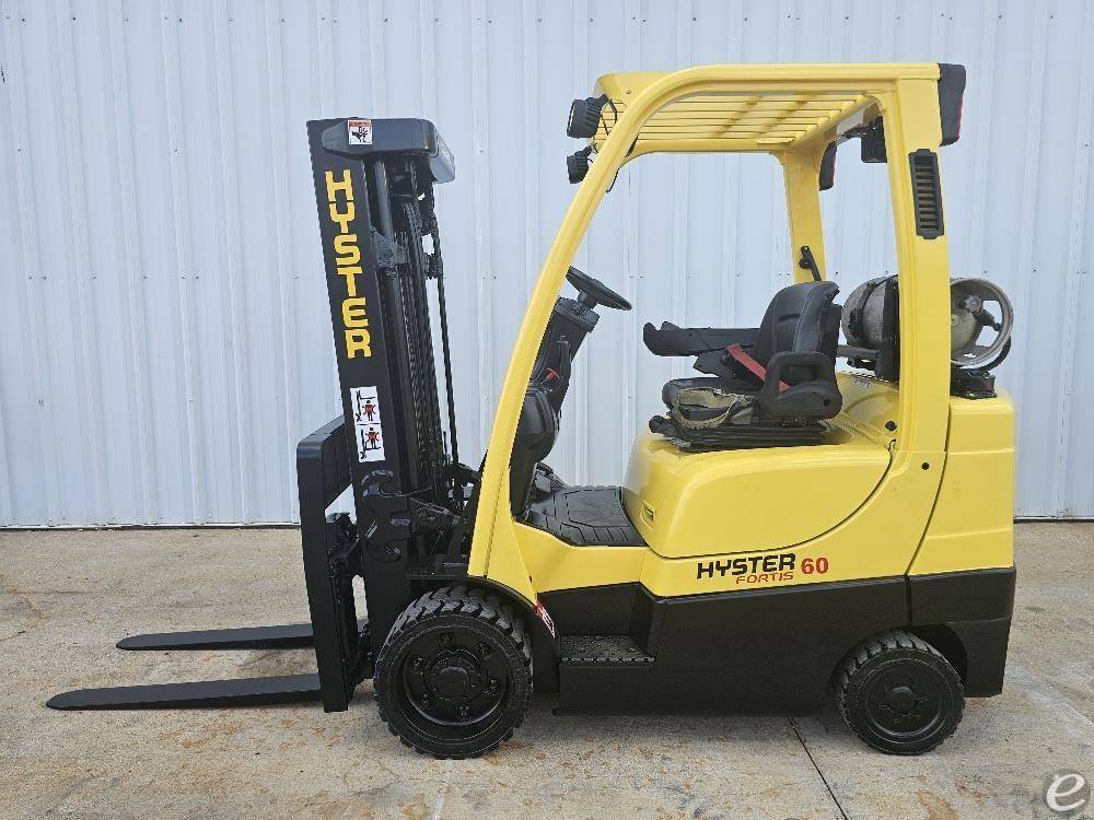2015 Hyster S60FT LP Gas Forklift