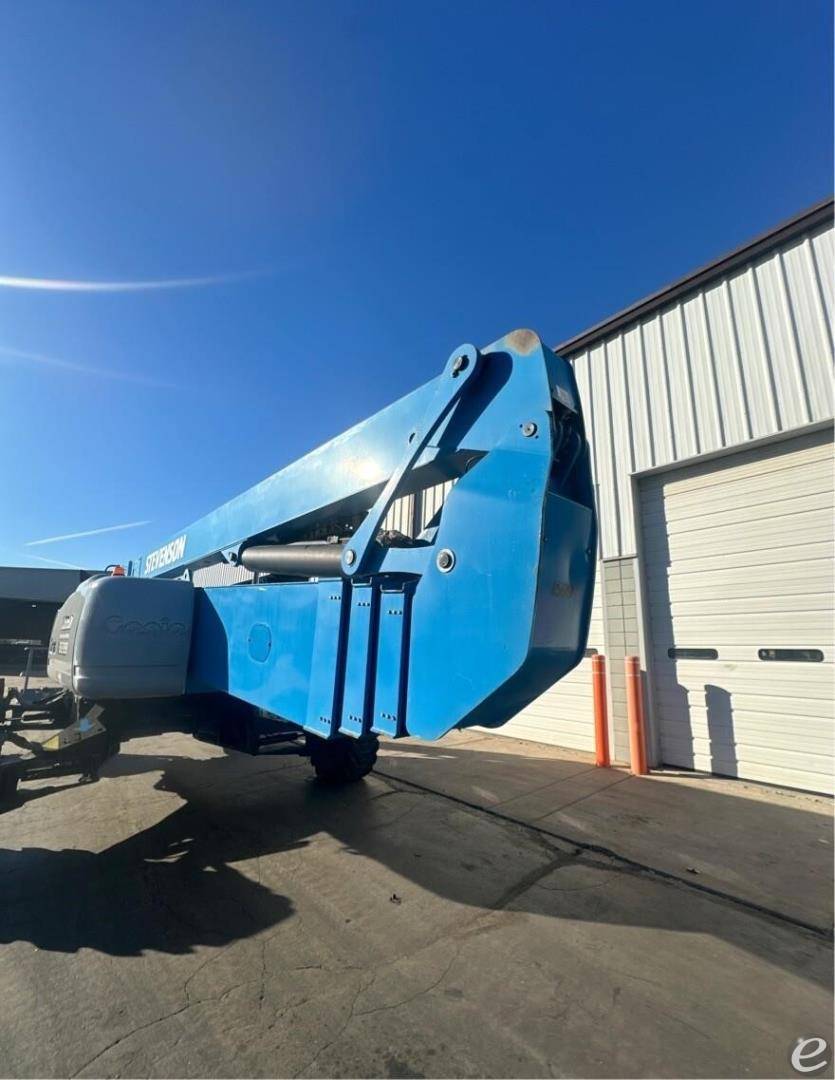 2012 Genie Z135/70