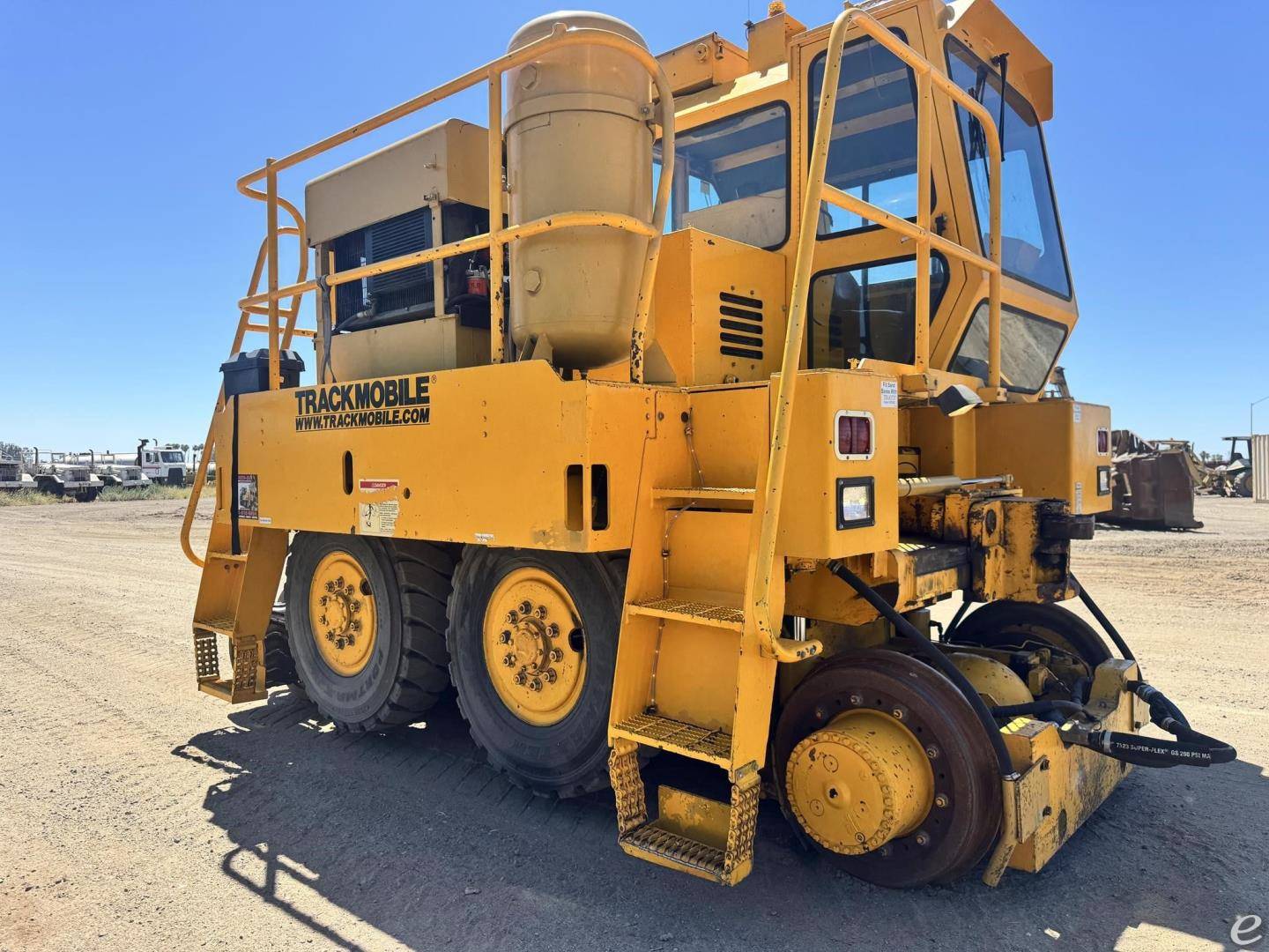1999 Track Mobile 4650TM