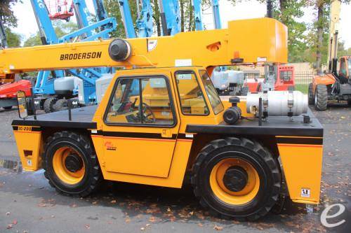 2015 Broderson IC200-3F