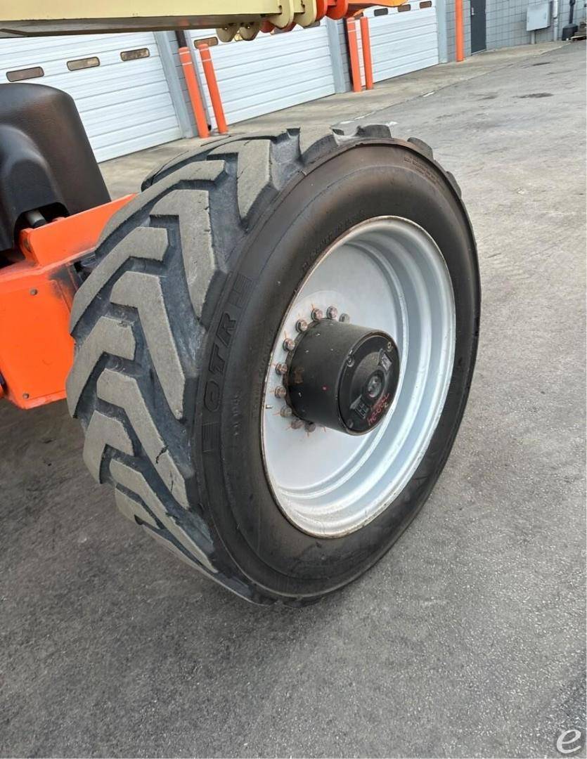 2015 JLG 1250AJP